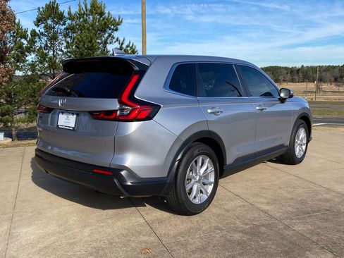 Used 2025 Honda CR-V EX image 6