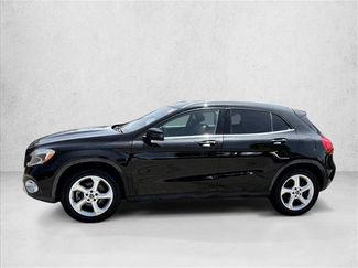 Used 2020 Mercedes-Benz GLA 250 4MATIC w/ Premium Package video 3
