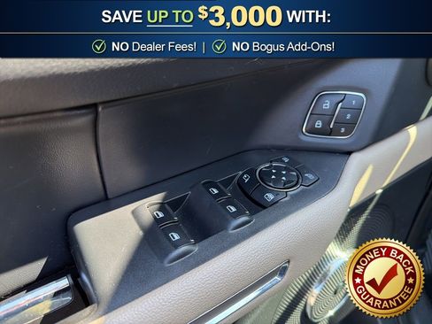 Used 2024 Ford Expedition Limited image 18