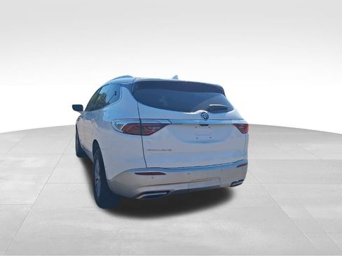Certified 2024 Buick Enclave Premium image 17