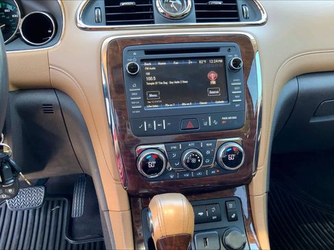 Used 2015 Buick Enclave Premium w/ Experience Buick Package FWD image 31