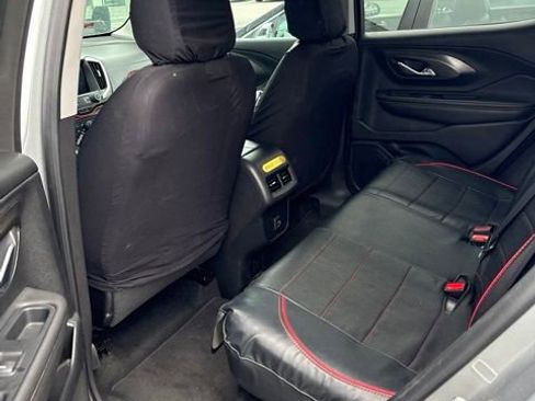 Used 2023 GMC Terrain SLT AWD/4WD image 19