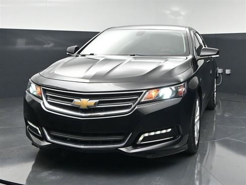 Used 2019 Chevrolet Impala LT w/ LT Convenience Package FWD image 2