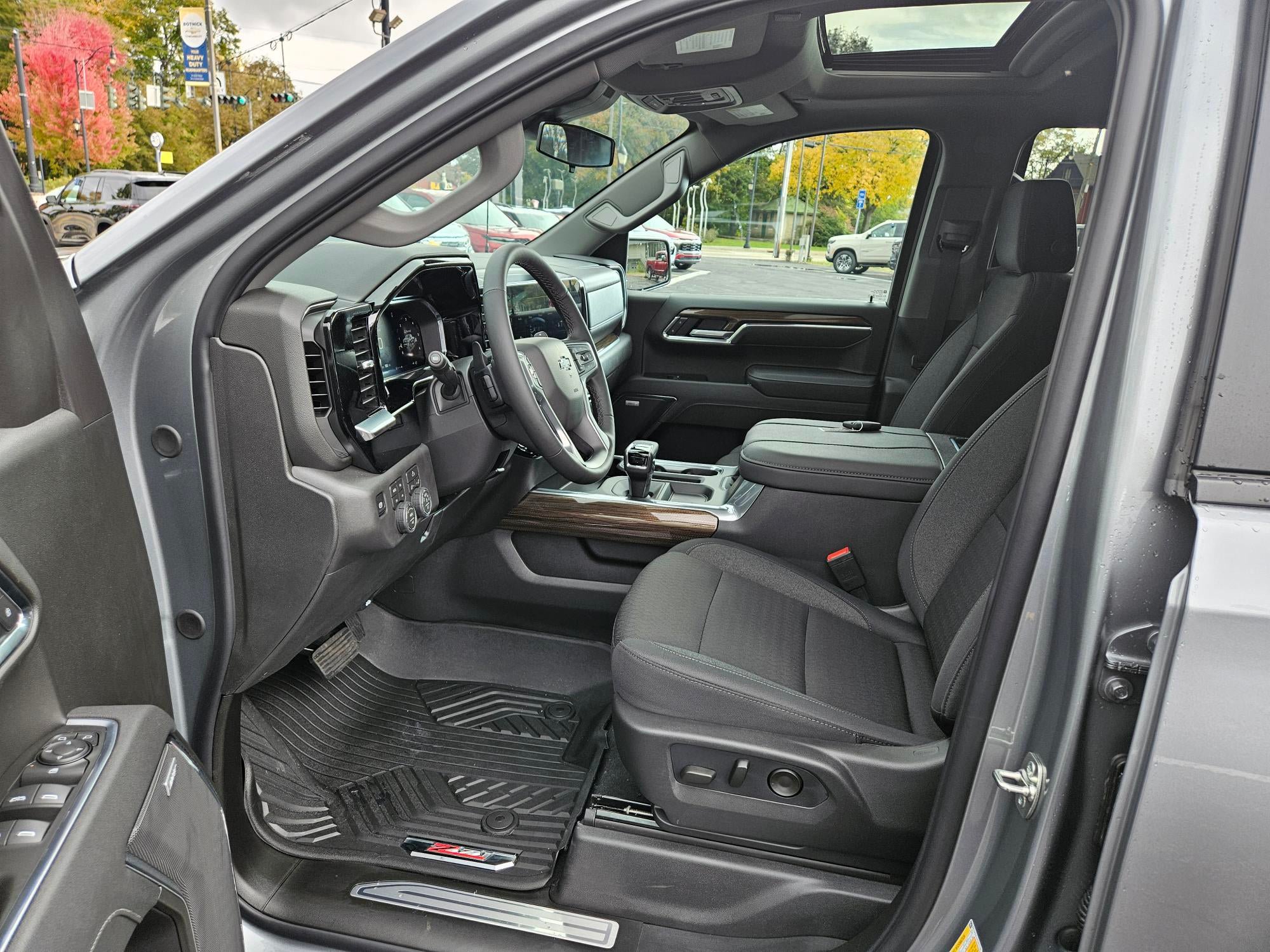 New 2026 Chevrolet Silverado 1500 RST AWD/4WD image 5