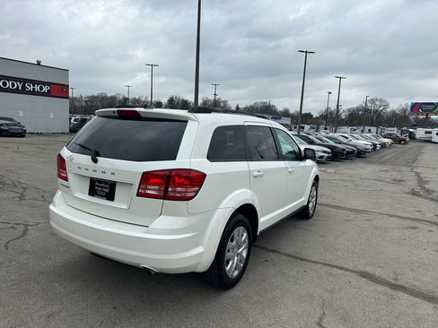 Used 2018 Dodge Journey SE w/ Connectivity Group image 3