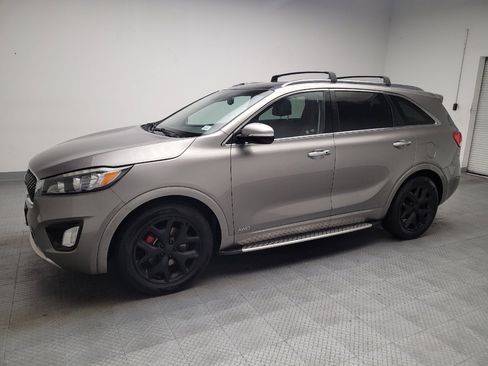 Used 2017 Kia Sorento SX AWD/4WD image 2