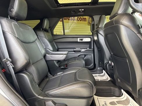 Used 2020 Ford Explorer ST w/ ST Street Pack AWD/4WD image 29