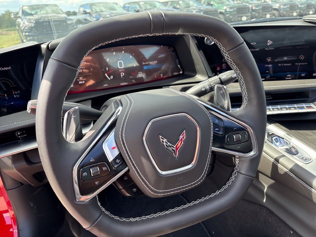 Used 2027 Chevrolet Corvette Stingray Coupe w/ 1LT RWD image 18