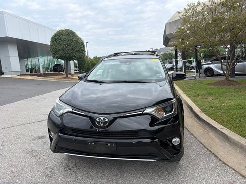 Used 2017 Toyota RAV4 XLE w/ Plus Special Value Package AWD/4WD image 2
