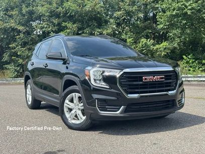 Certified 2024 GMC Terrain SLE w/ Driver Convenience Package