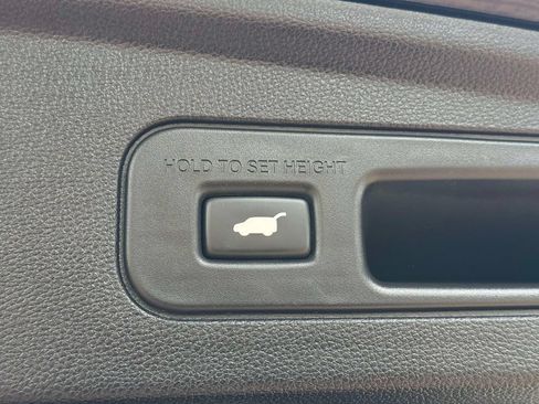Used 2024 Acura MDX SH-AWD image 10