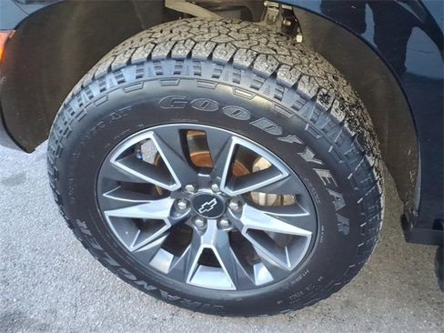 Used 2021 Chevrolet Tahoe Z71 w/ Luxury Package image 8