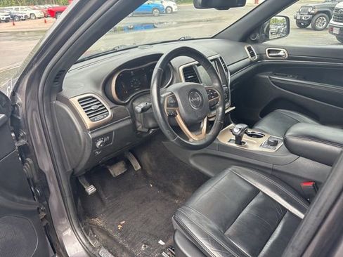 Used 2014 Jeep Grand Cherokee Limited w/ Trailer Tow Group IV AWD/4WD image 12