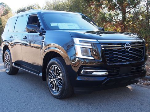 New 2026 Nissan Armada Platinum image 1