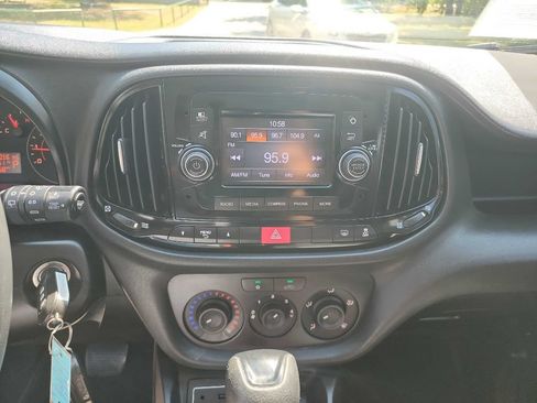Used 2019 RAM ProMaster City Tradesman FWD image 20