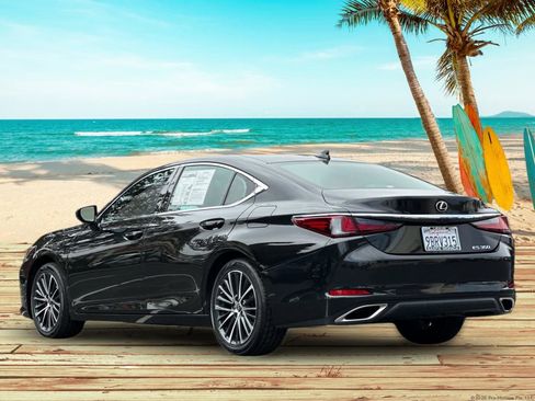 Used 2022 Lexus ES 350 w/ Premium Package FWD image 4