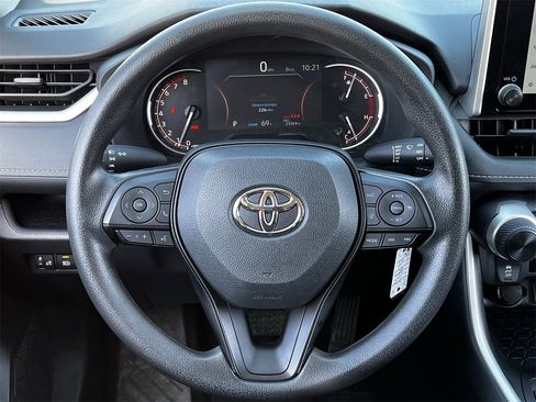 Used 2025 Toyota RAV4 LE image 11