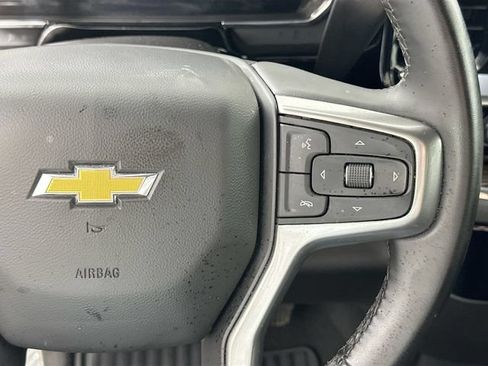 Used 2023 Chevrolet Silverado 1500 LT AWD/4WD image 21