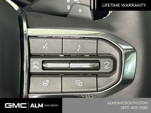 New 2026 GMC Acadia Denali w/ Super Cruise Package FWD image 30