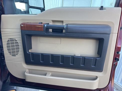 Used 2016 Ford F350 King Ranch image 39