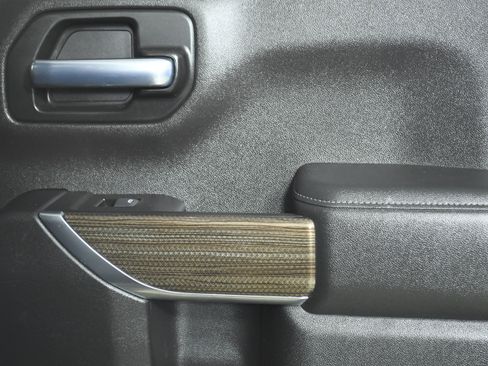 Used 2020 Chevrolet Silverado 1500 RST w/ All-Star Edition image 24