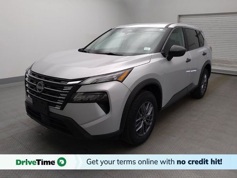 Used 2024 Nissan Rogue S AWD/4WD image 1