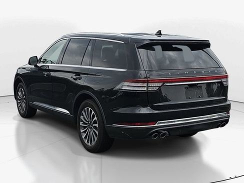 Used 2023 Lincoln Aviator AWD w/ Premium Package image 5