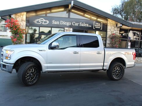 Used 2017 Ford F150 Lariat image 2