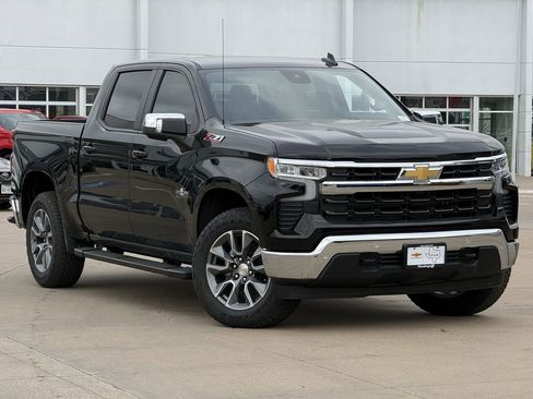 New 2026 Chevrolet Silverado 1500 LT w/ Texas Edition Plus image 2