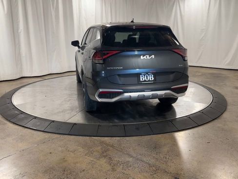 Certified 2025 Kia Sportage LX image 7