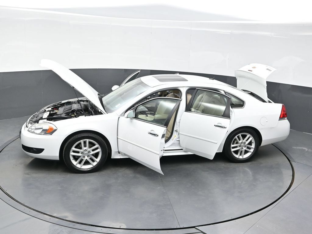 Used 2014 Chevrolet Impala LTZ FWD image 38