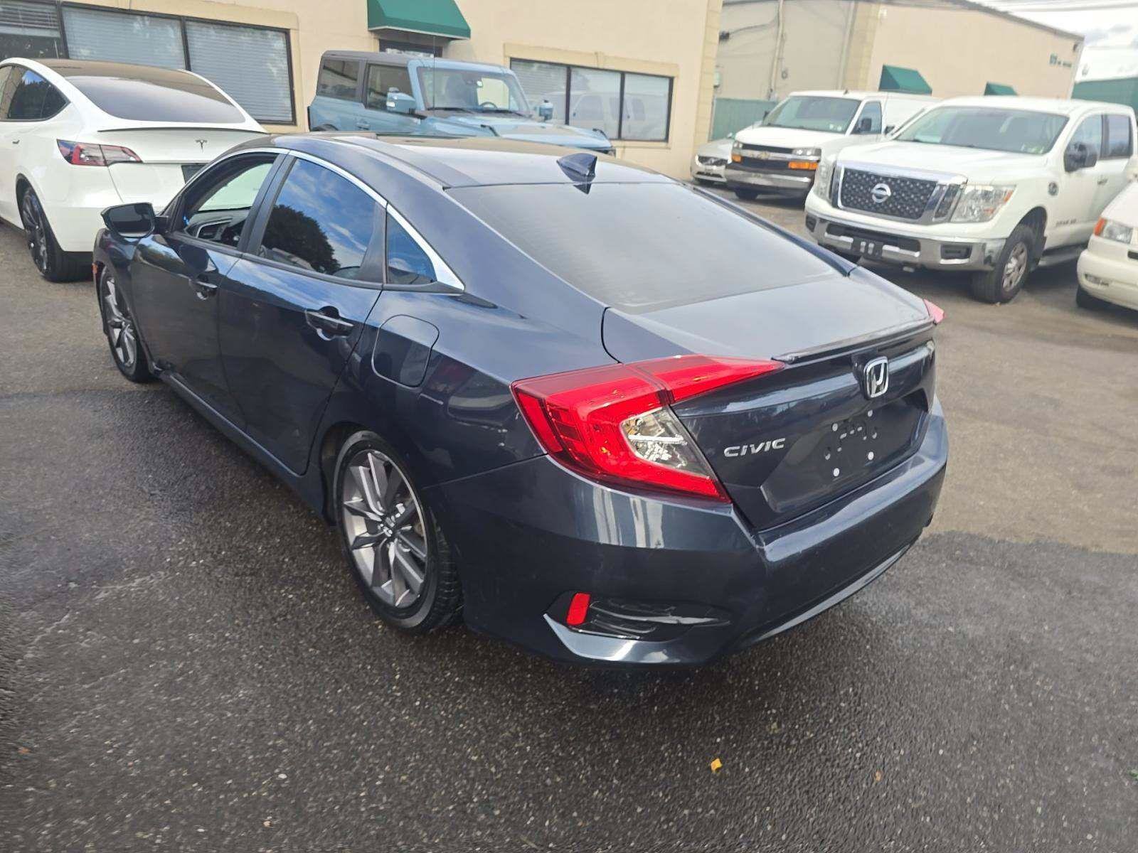 Used 2020 Honda Civic EX image 4