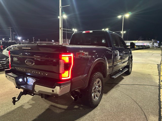 Used 2017 Ford F250 Lariat w/ Lariat Ultimate Package AWD/4WD image 4