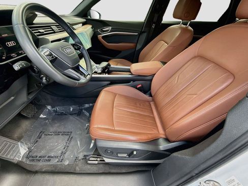 Certified 2024 Audi Q8 e-tron Premium AWD/4WD image 20