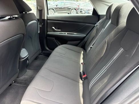 Used 2023 Hyundai Elantra SEL FWD image 20