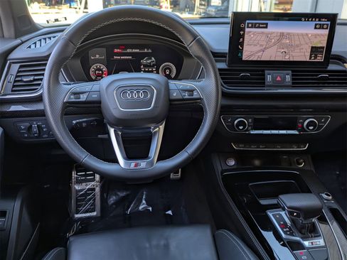 Used 2023 Audi SQ5 Premium Plus w/ Premium Plus Package image 8
