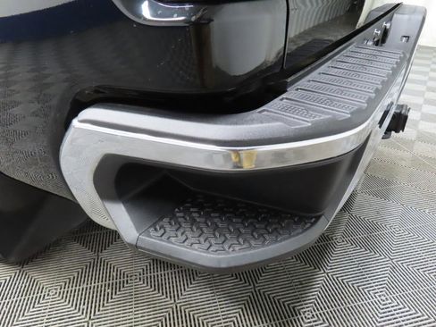 Used 2024 GMC Sierra 2500 Pro image 38