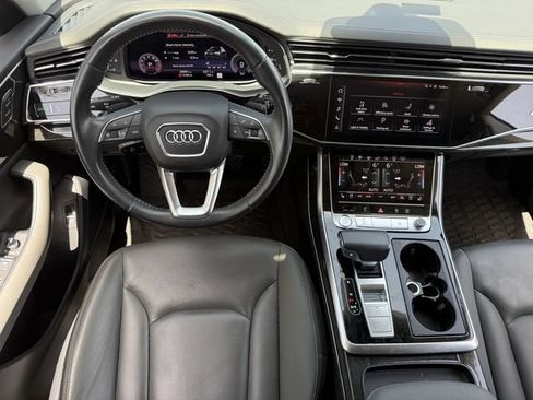 Used 2019 Audi Q8 Prestige AWD/4WD image 12