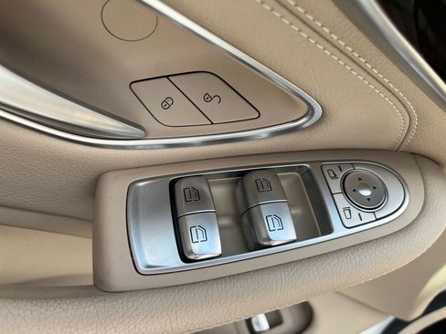 Used 2017 Mercedes-Benz C 300 4MATIC Cabriolet image 14