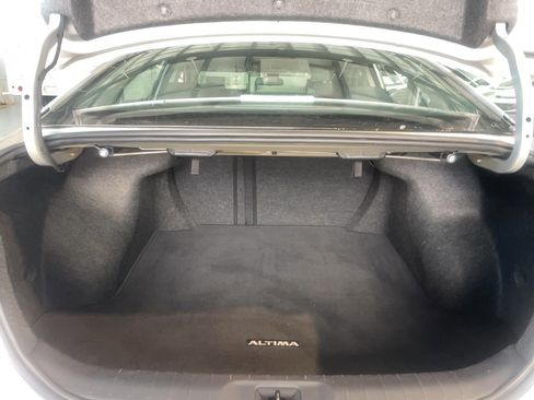 Used 2023 Nissan Altima 2.5 SV image 16