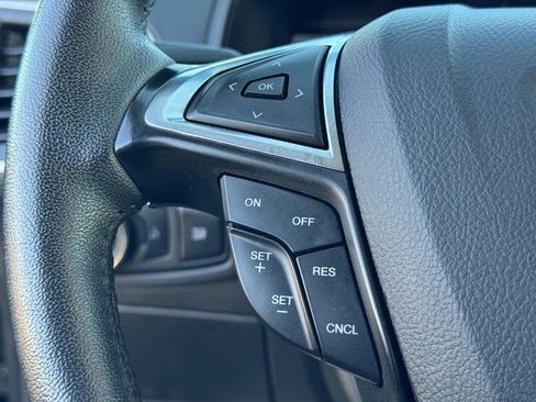 Used 2024 Ford Edge SEL AWD/4WD image 19