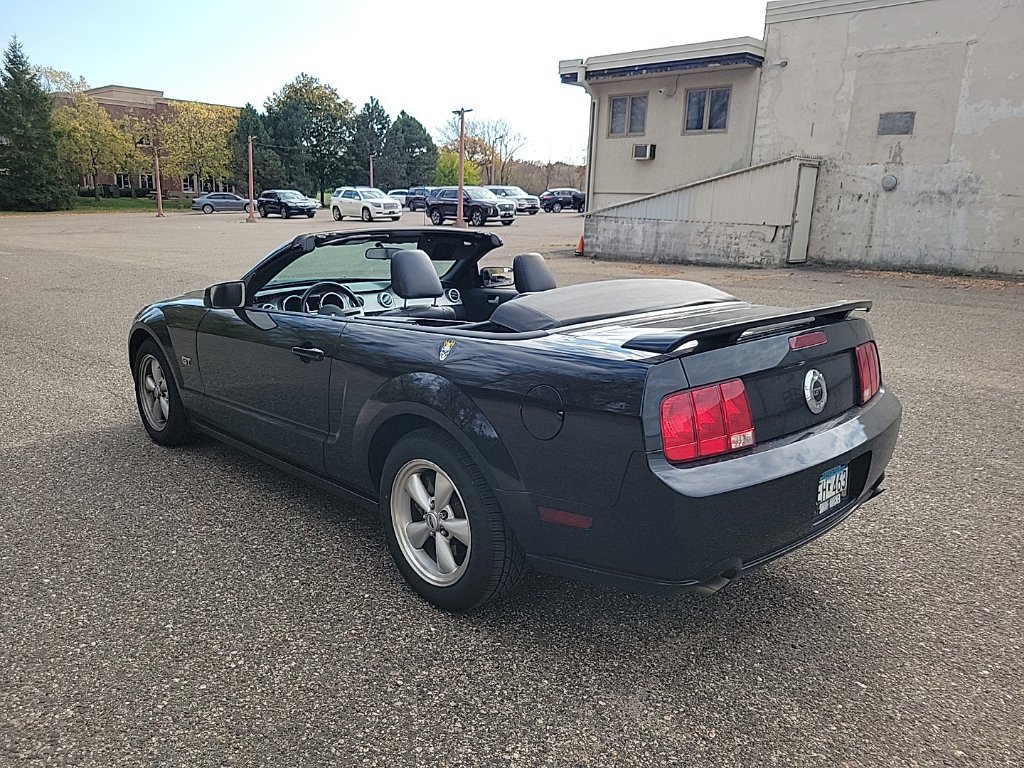 Used 2007 Ford Mustang GT Premium RWD image 31