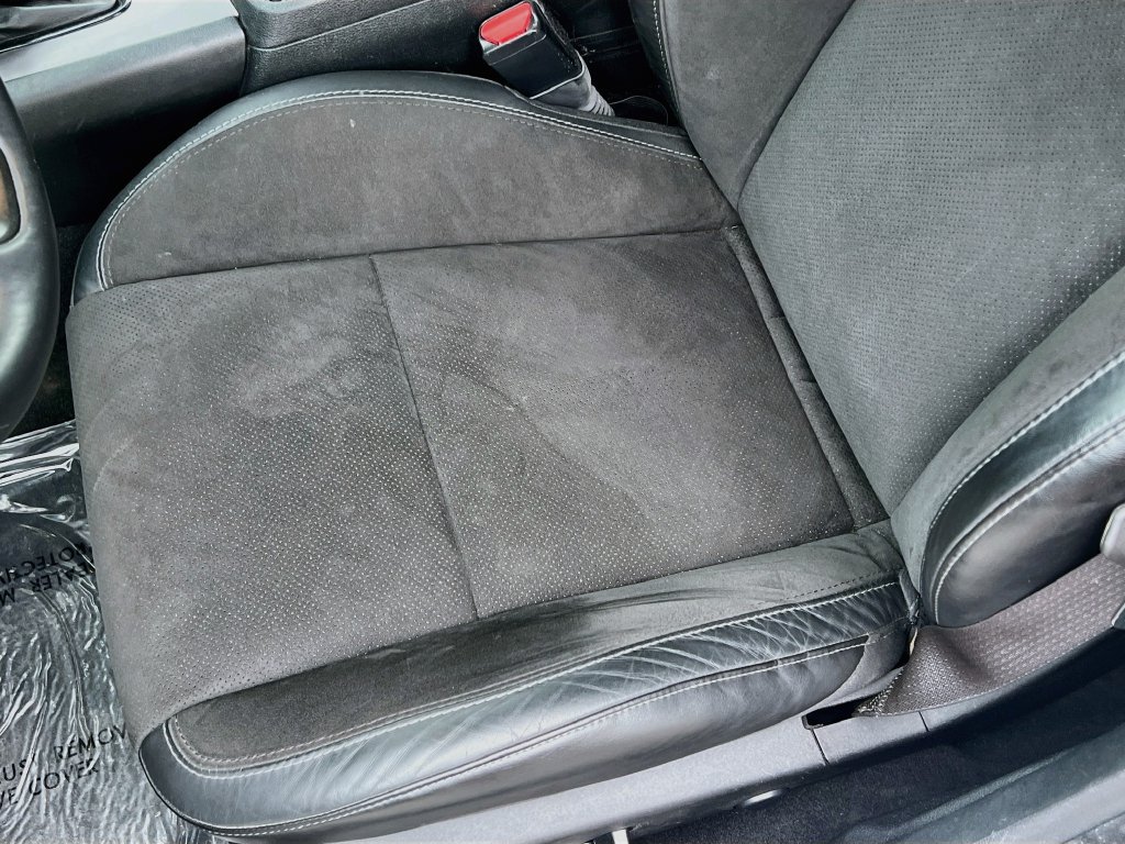 Used 2023 Dodge Charger R/T w/ Plus Group RWD image 19