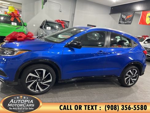 Used 2019 Honda HR-V Sport image 3