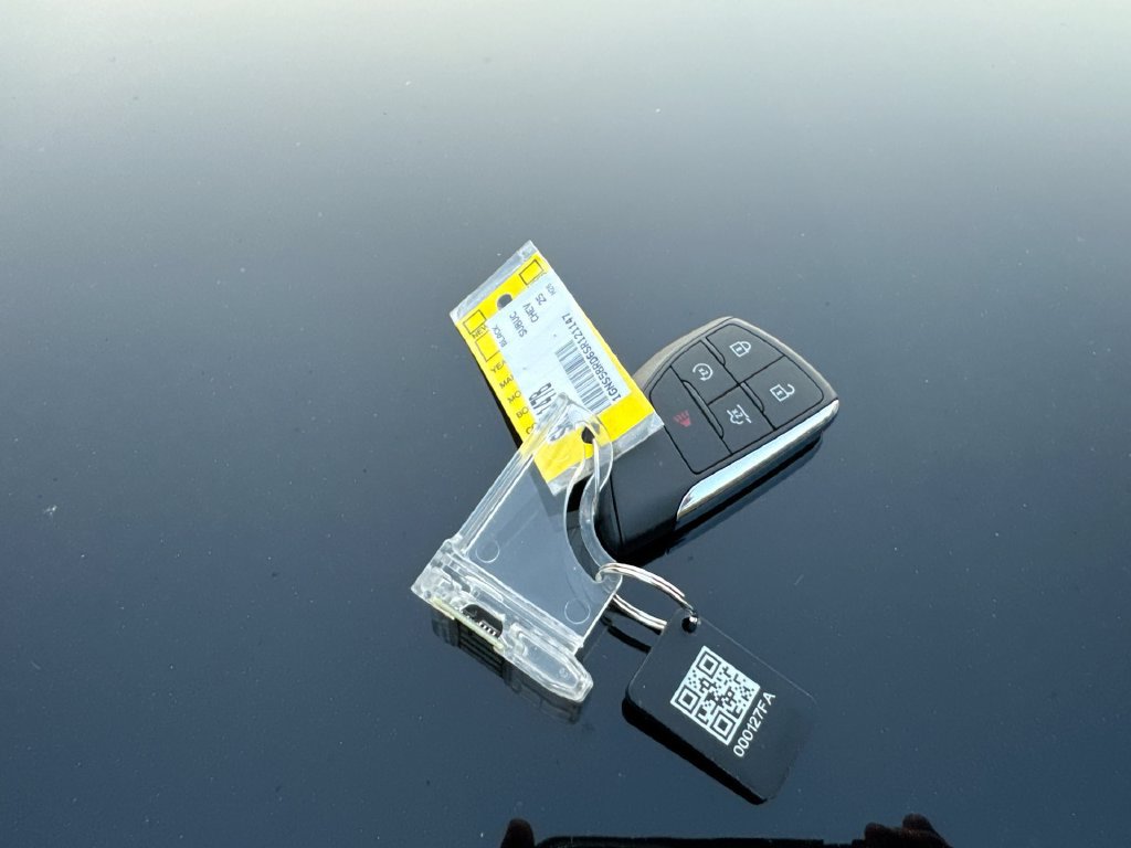 Used 2025 Chevrolet Suburban LS RWD image 37