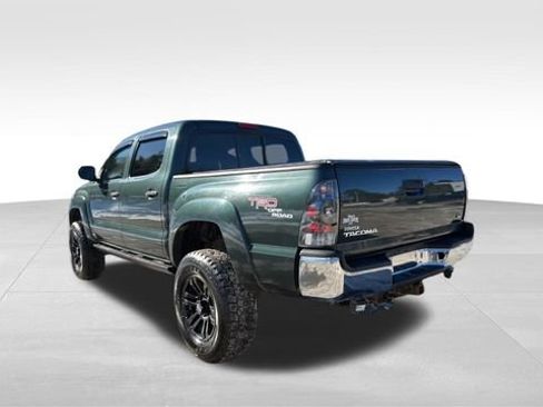 Used 2011 Toyota Tacoma 4x4 Double Cab w/ TRD Off-Road Pkg image 4