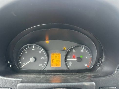 Used 2012 Mercedes-Benz Sprinter 2500 image 12