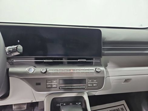Certified 2025 Hyundai Kona SEL AWD/4WD image 20