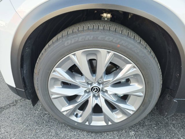 Certified 2026 MAZDA CX-90 3.3 Turbo w/ Preferred Package AWD/4WD image 17