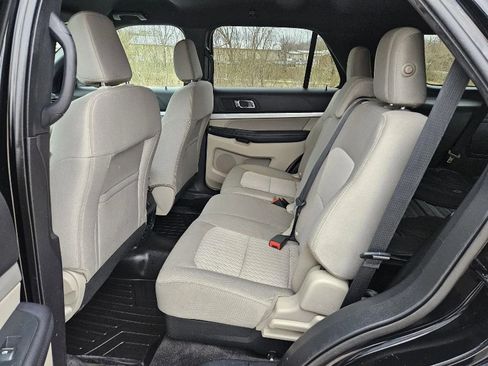 Used 2018 Ford Explorer 4WD image 16